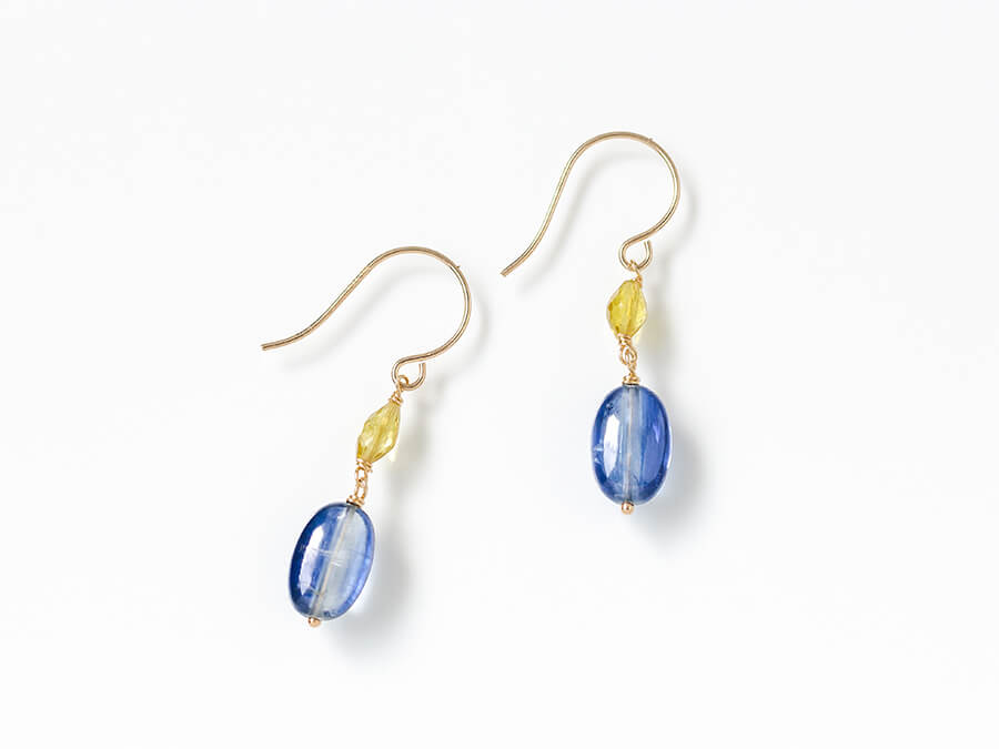 K10】Kyanite Chain Earrings／カイヤナイト ミニピアス-